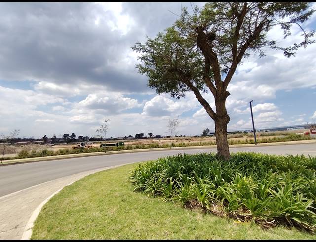 38,026M² VACANT LAND FOR SALE IN GOSFORTH PARK